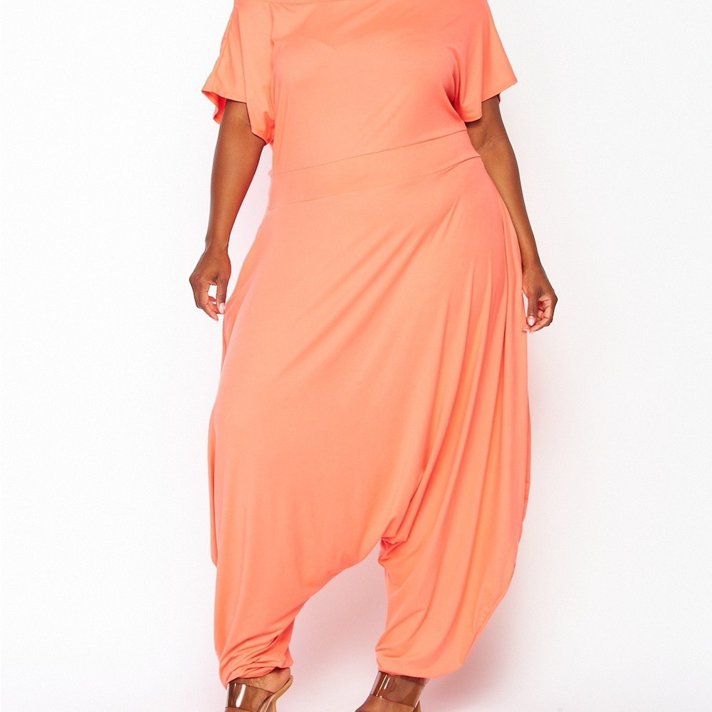 #90 Spring Harem Jumpsuit- LAST ONE - Picture 4 of 4